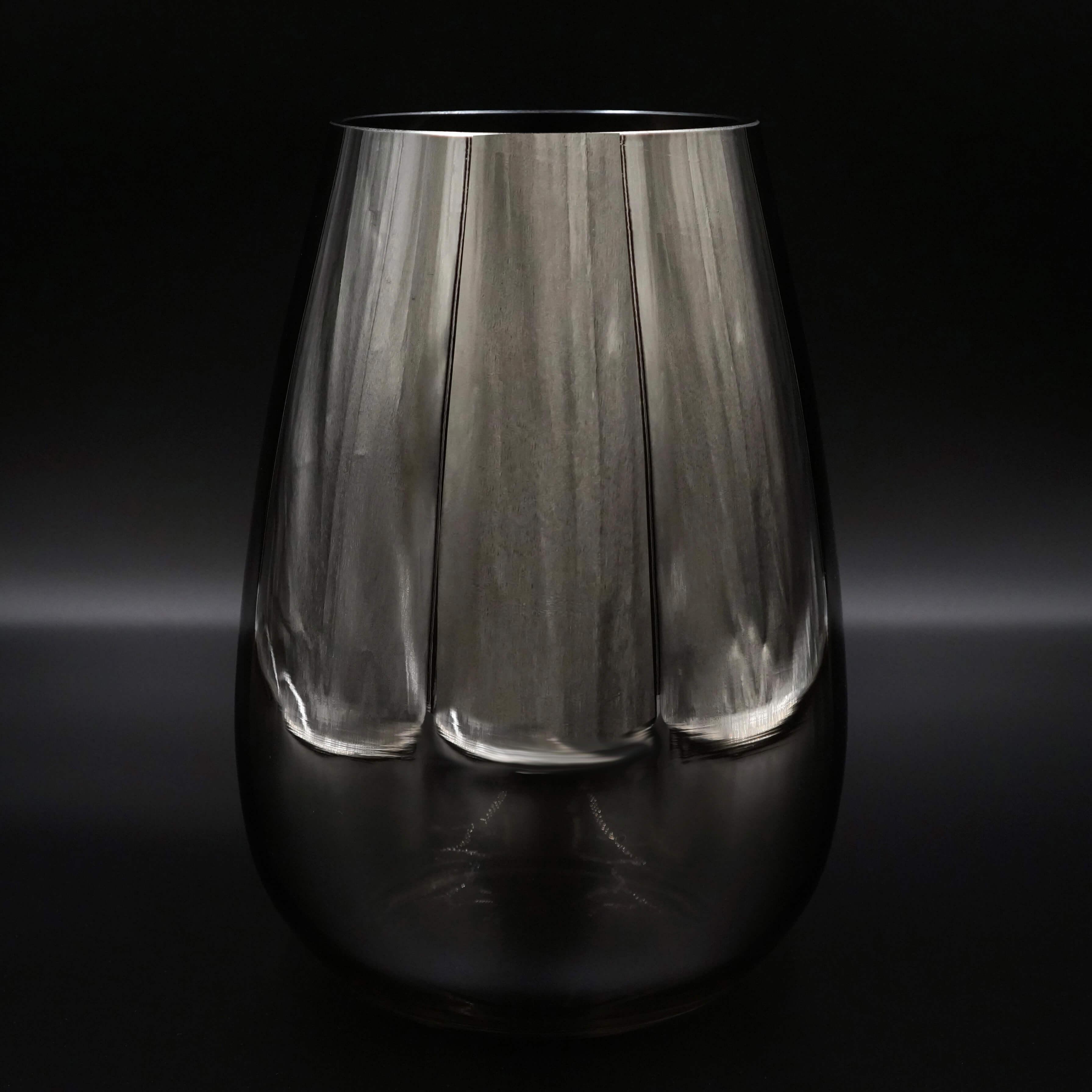 Schimmernde Vase aus Glas - Innenatelier